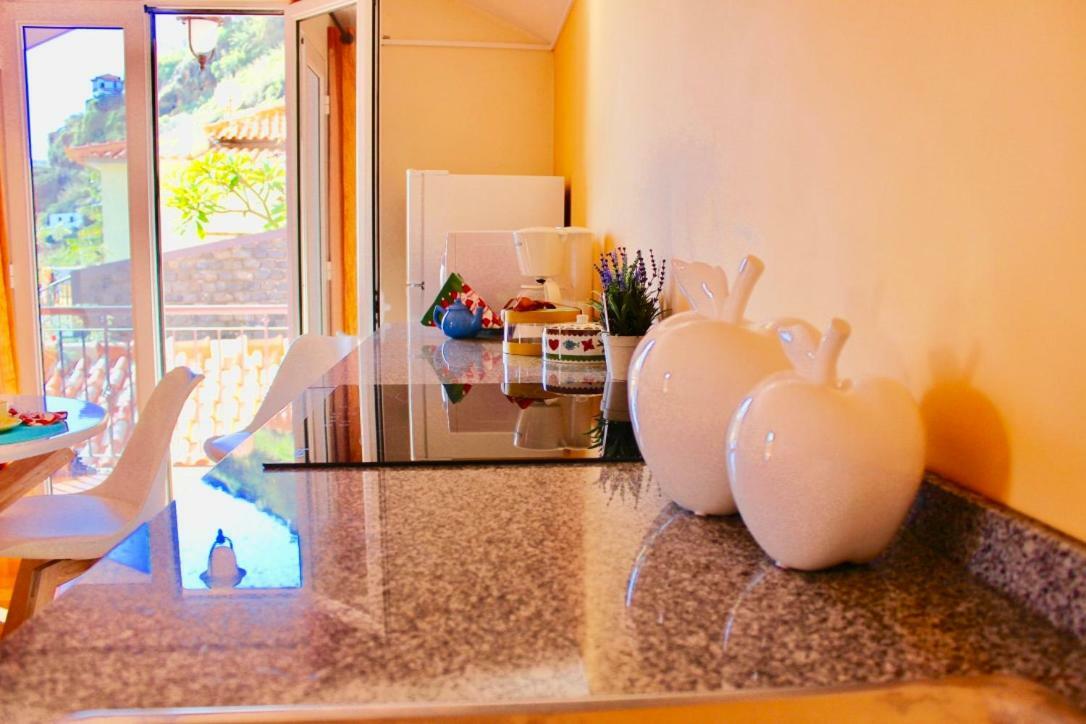 Appartement Pink House à Ponta do Sol  Extérieur photo